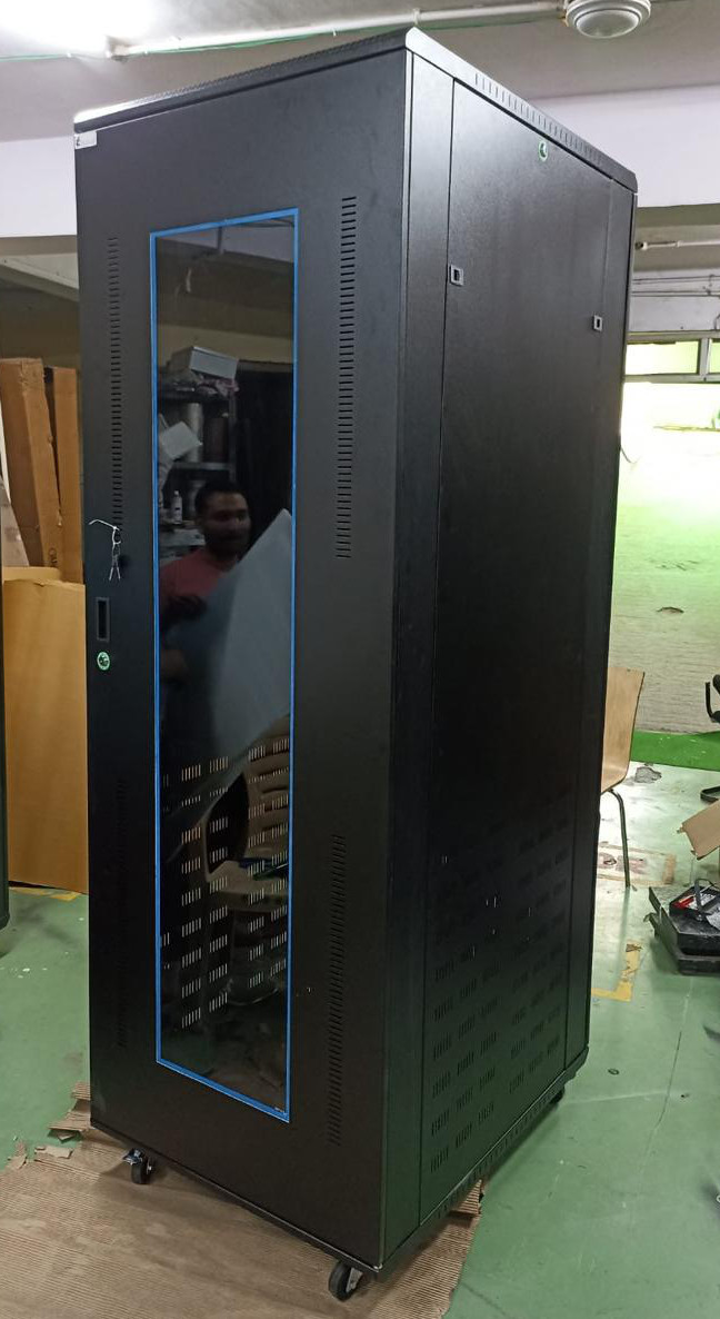 Rack waiting for devices